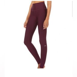 Alo Yoga maroon leggings